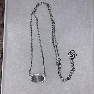 Kendra scott necklace